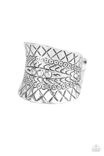 Load image into Gallery viewer, Villa Vibe - Silver Ring - Susan&#39;s Jewelry Shop